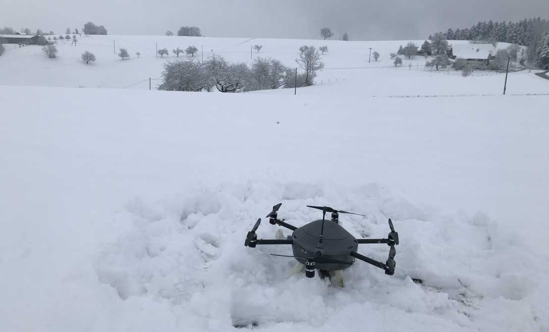 Vergrösserte Ansicht: UAV bereit zum Abheben nach dem Durchgehen der Sicehrheits-Checkliste